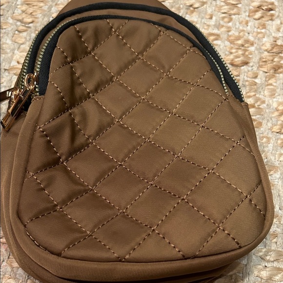 Elegant Brown Quilted Belt Bag - Picture 2 of 10